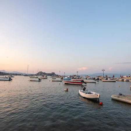 דירה Chrysa's Anemomylos